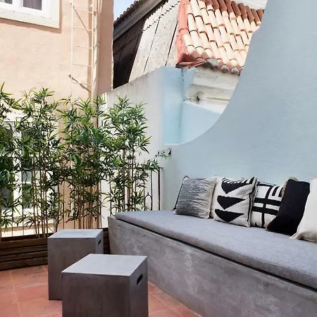 Renovated Charming With Terrace In Lapa Apartment *