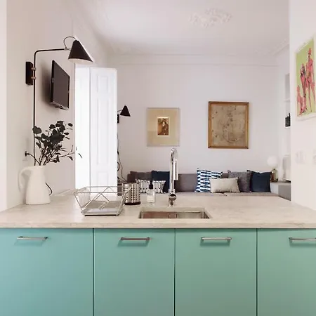 Renovated Charming With Terrace In Lapa Apartment