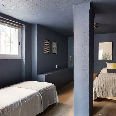 Renovated Charming With Terrace In Lapa * Lisbon